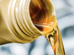 Продажба на свежи масла и греси